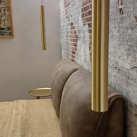 Apartman Golden House Apartsuite